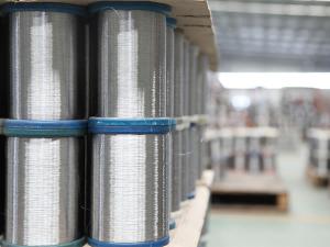  Fil métallique pour tressage et tissage 