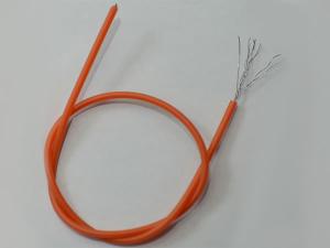 Câble de communication 